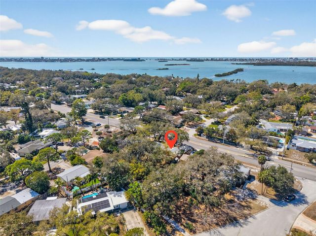 3535 PARK STREET N, St Petersburg, FL 33710