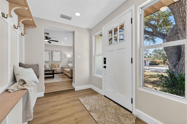 3535 PARK STREET N, St Petersburg, FL 33710