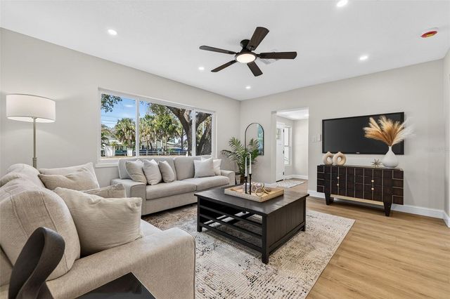 3535 PARK STREET N, St Petersburg, FL 33710