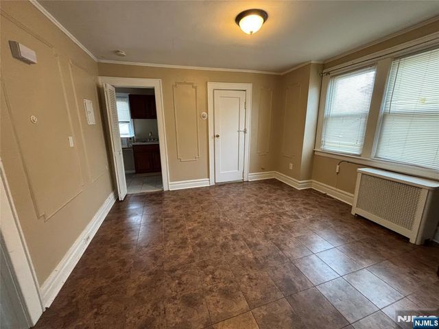 35 Monticello Avenue 3, Newark, NJ 07106