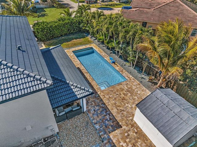 22690 SW 127th Court, Miami, FL 33170