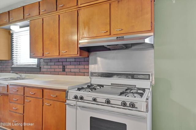 2296 Ralph Ave, Louisville, KY 40216