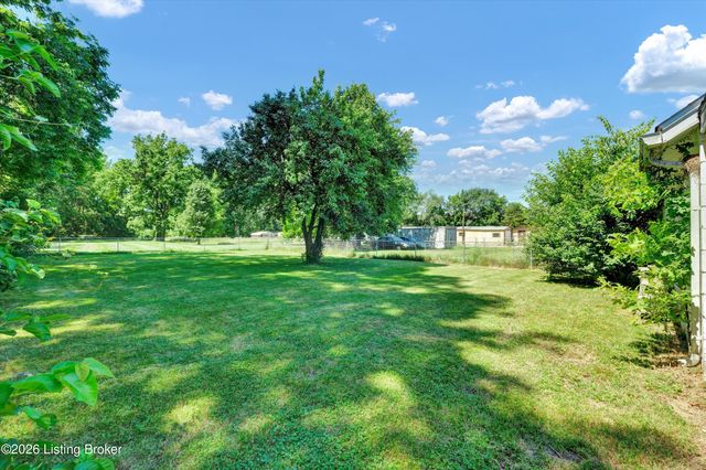 2296 Ralph Ave, Louisville, KY 40216