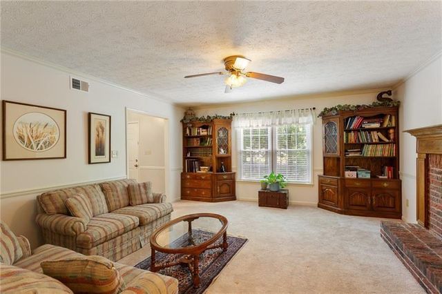 115 Granby Lane, Fayetteville, GA 30215