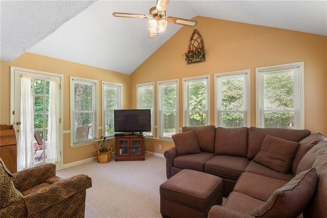 115 Granby Lane, Fayetteville, GA 30215