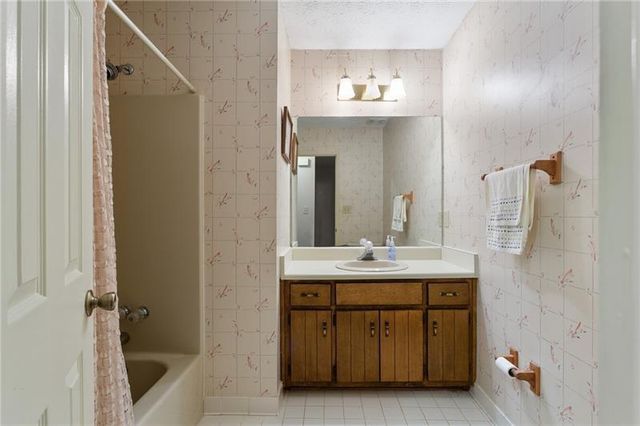 115 Granby Lane, Fayetteville, GA 30215