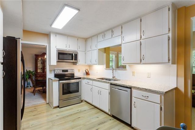 115 Granby Lane, Fayetteville, GA 30215