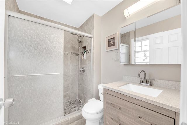 21314 Highland Drive, Lake Zurich, IL 60047