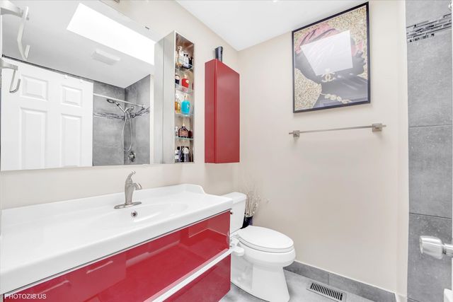 21314 Highland Drive, Lake Zurich, IL 60047