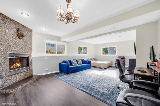 21314 Highland Drive, Lake Zurich, IL 60047