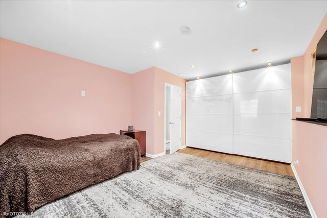 21314 Highland Drive, Lake Zurich, IL 60047