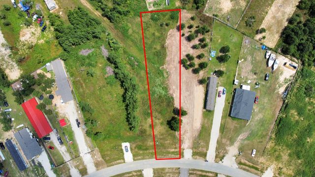 872 Road 5606, Cleveland, TX 77327