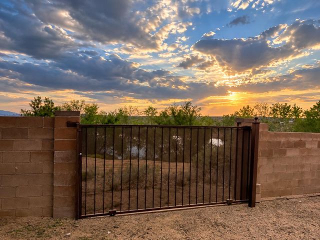 3043 Zia Street NE, Rio Rancho, NM 87144