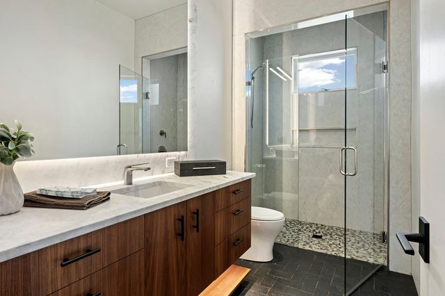 17 Hacienda Vaquero, Santa Fe, NM 87506