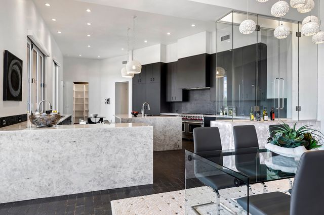 17 Hacienda Vaquero, Santa Fe, NM 87506