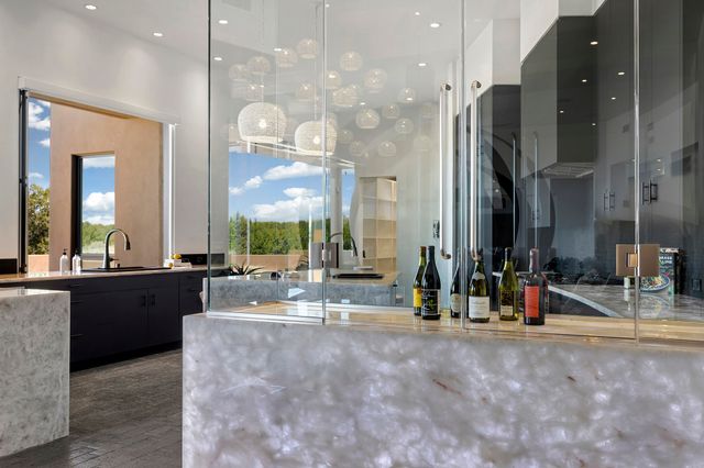 17 Hacienda Vaquero, Santa Fe, NM 87506