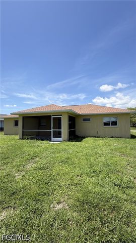 414 SE 13th ST, Cape Coral, FL 33990
