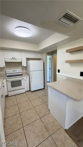 414 SE 13th ST, Cape Coral, FL 33990