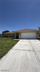 414 SE 13th ST, Cape Coral, FL 33990