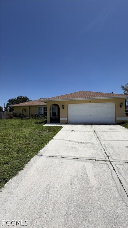 414 SE 13th ST, Cape Coral, FL 33990