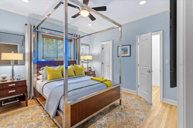 213 N HESPERIDES STREET, Tampa, FL 33609