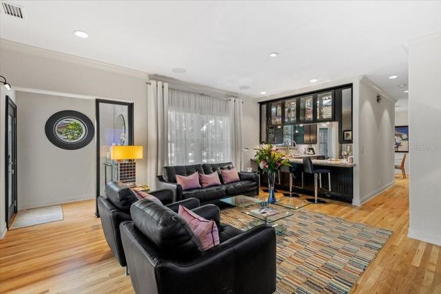 213 N HESPERIDES STREET, Tampa, FL 33609