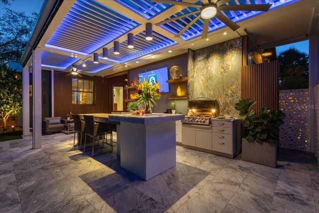 213 N HESPERIDES STREET, Tampa, FL 33609