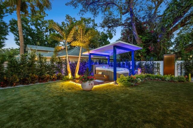 213 N HESPERIDES STREET, Tampa, FL 33609