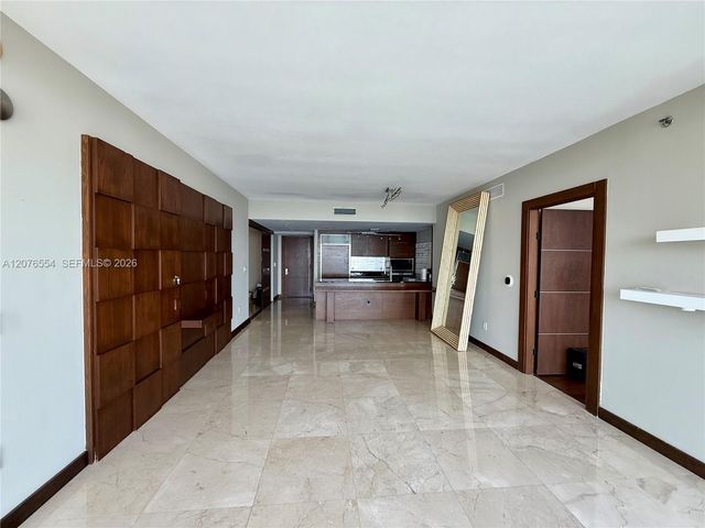 465 Brickell Avenue 5605, Miami, FL 33131