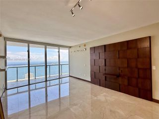 465 Brickell Avenue 5605, Miami, FL 33131