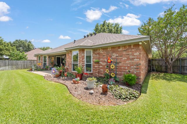 1607 Chaucer Drive, Cleburne, TX 76033