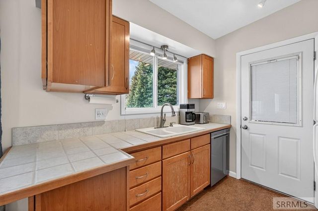 370 Los Altos Drive, Pocatello, ID 83201