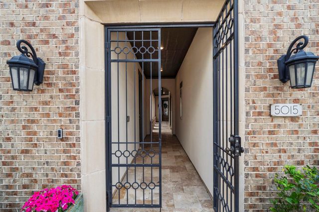 5015 Galahad Court, Missouri City, TX 77459