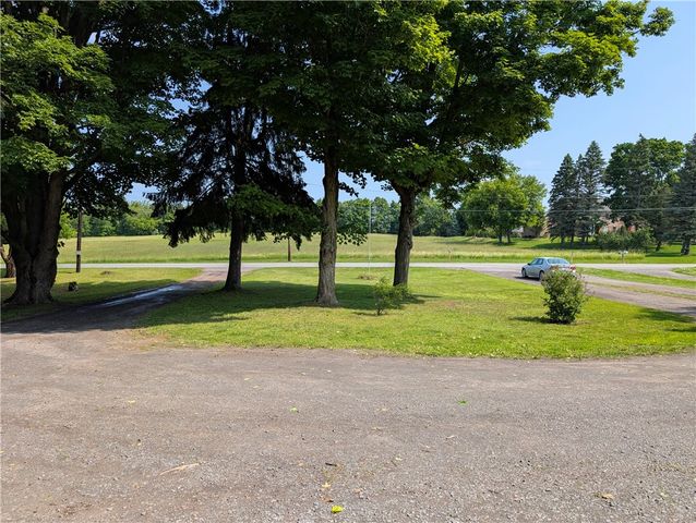 141 Brower Road, Ogden, NY 14559