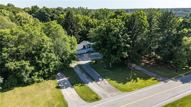 141 Brower Road, Ogden, NY 14559