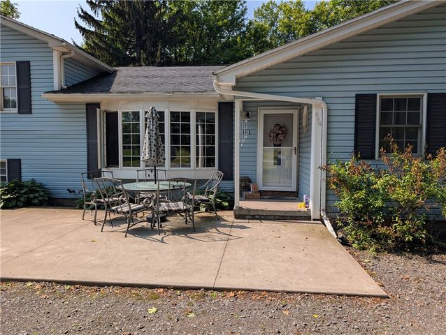 141 Brower Road, Ogden, NY 14559