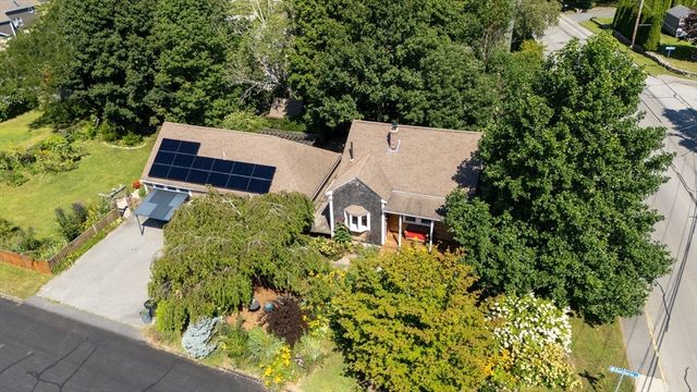 364 Alden Rd, Fairhaven, MA 02719