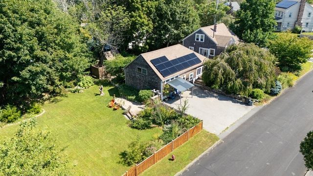 364 Alden Rd, Fairhaven, MA 02719