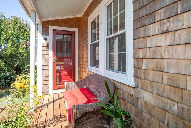 364 Alden Rd, Fairhaven, MA 02719