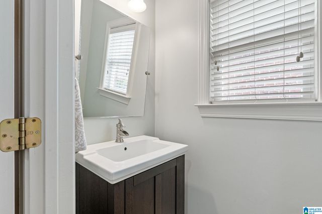 5440 VILLA TRACE, Hoover, AL 35244