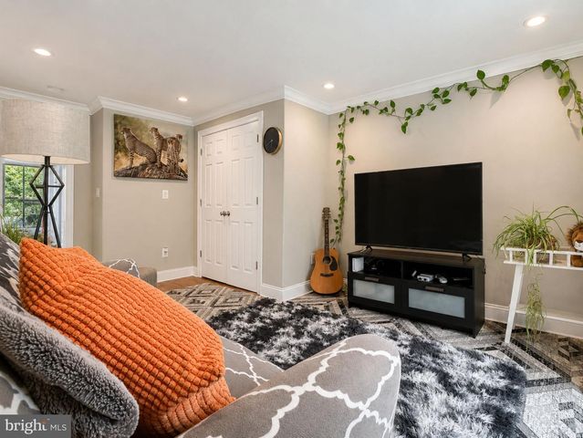 29 E MEEHAN AVE, Philadelphia, PA 19119