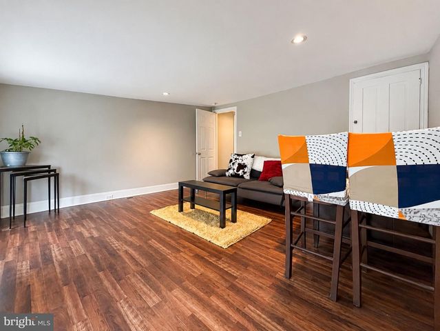 29 E MEEHAN AVE, Philadelphia, PA 19119