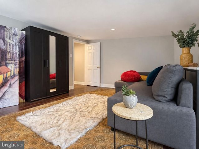 29 E MEEHAN AVE, Philadelphia, PA 19119