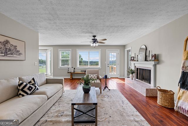 140 Massengale Road, Brooks, GA 30205