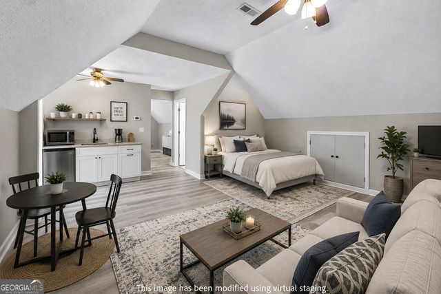 140 Massengale Road, Brooks, GA 30205