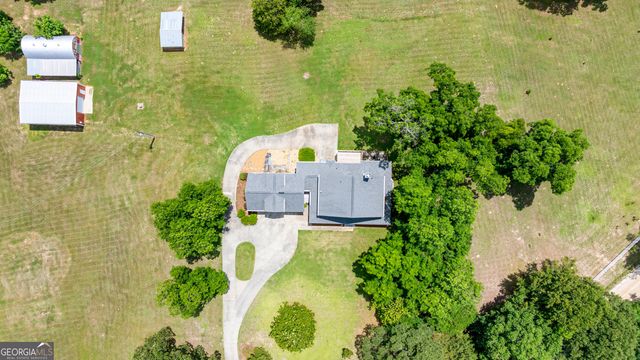 140 Massengale Road, Brooks, GA 30205
