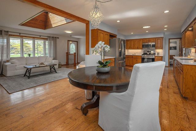 424 Andrews STREET, Mukwonago, WI 53149