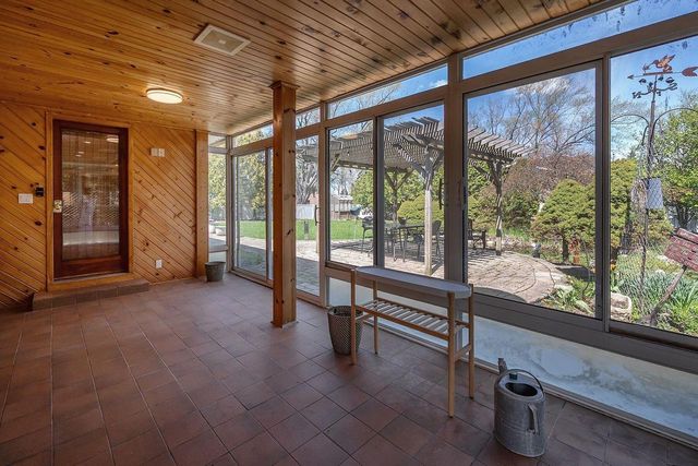 424 Andrews STREET, Mukwonago, WI 53149