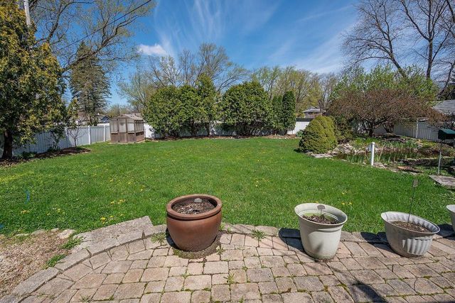 424 Andrews STREET, Mukwonago, WI 53149