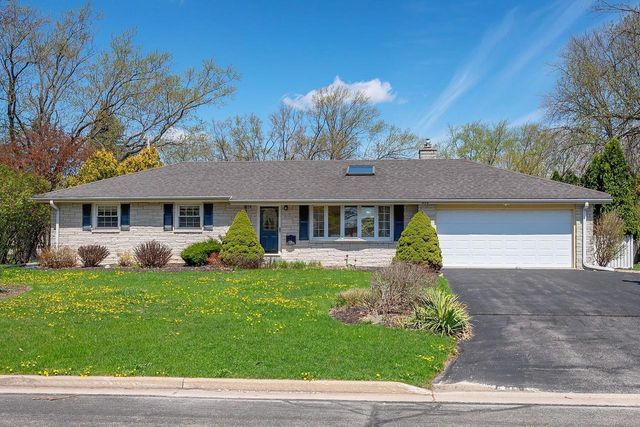 424 Andrews STREET, Mukwonago, WI 53149